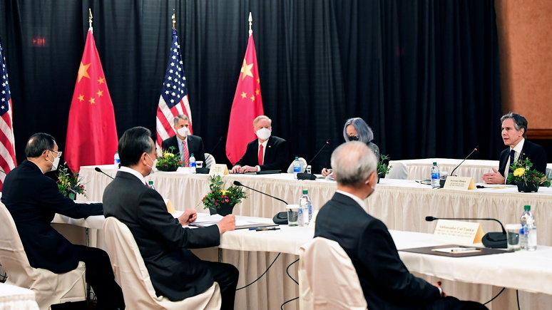 WSJ: встреча в Анкоридже обострила противоречия между Китаем и США