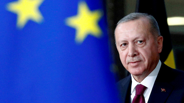 SZ: Евросоюз «взял на прицел» туристическую отрасль Турции 