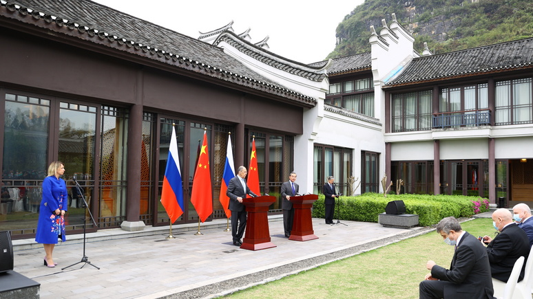 Conversation: Россия и Китай теперь говорят с США по-новому  