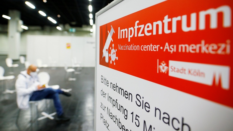 Welt: немцы винят в нехватке вакцины Еврокомиссию, а не Меркель