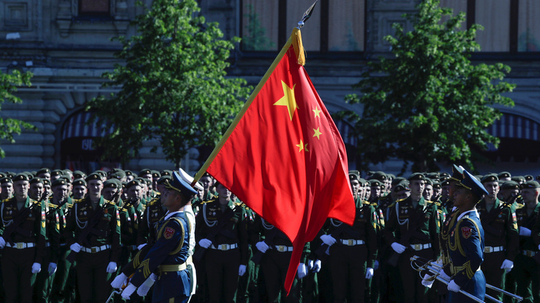 Политологи: американцы теперь боятся Китая больше, чем Россию