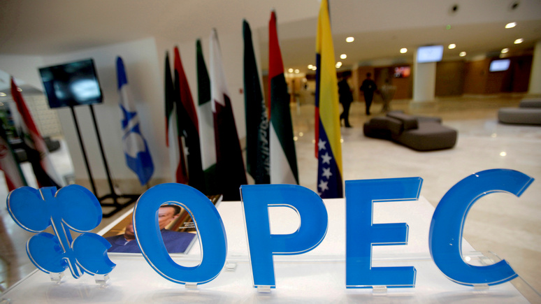 CNN: саудовский принц отрицает, что ОПЕК+ увеличила добычу нефти под давлением США