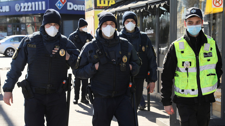 Вести: украинские полицейские остались без «ковидной» премии за работу во время пандемии