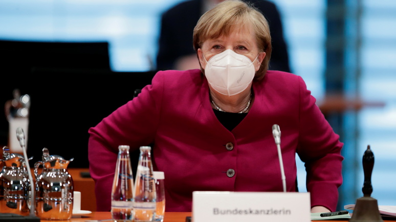 Die Welt: большинство немцев не верят в обещание Меркель предоставить всем желающим вакцины к сентябрю