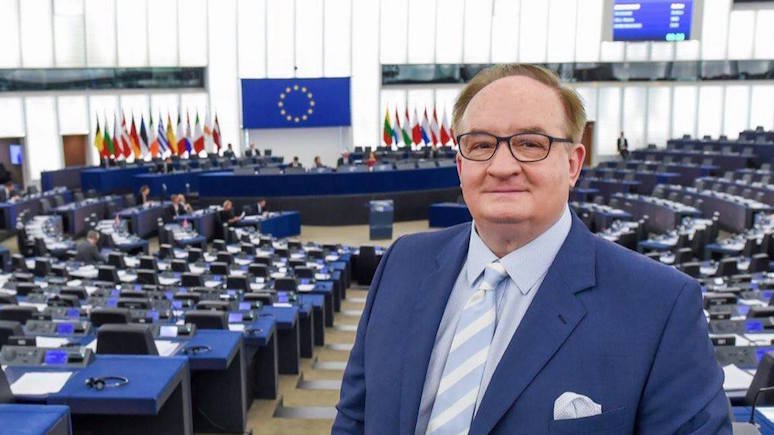 Евродепутат от Польши: симпатия к Путину в Европе держится на левых, либералах и социалистах