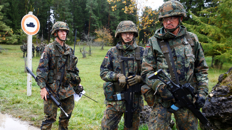 Die Welt: немецкие военные в США привились от коронавируса быстрее своих коллег в ФРГ