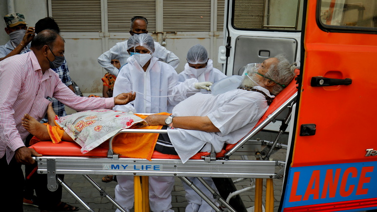 Sky News: «следующие недели будут адом» — индийские врачи предупредили о дальнейшем ухудшении ситуации с коронавирусом 
