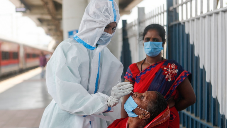 CNN: эксперты опасаются, что в Индии за время пандемии было уже более полумиллиарда случаев COVID-19