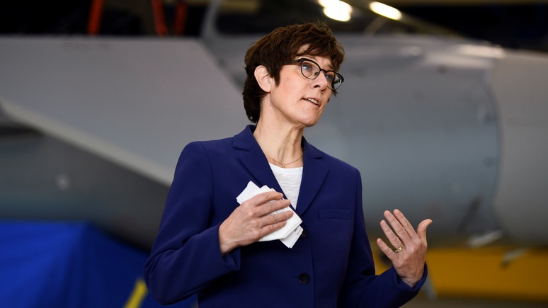 N-TV: «оружие будущего» — министр обороны Германии настаивает на военных дронах в бундесвере