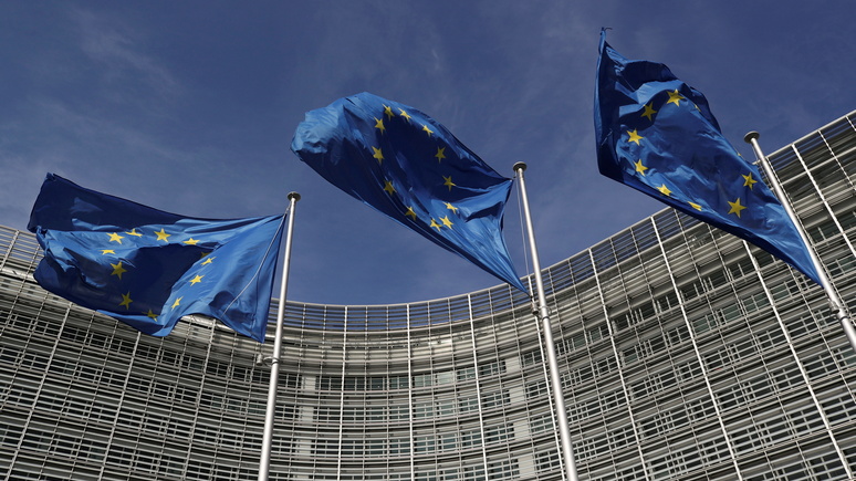 SZ: власти Евросоюза заявили о праве ответить на «совершенно безосновательные» санкции России 