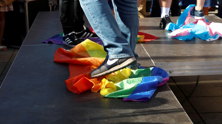 ERR: угроза традиционным ценностям — жители Вильнюса протестуют против однополых браков