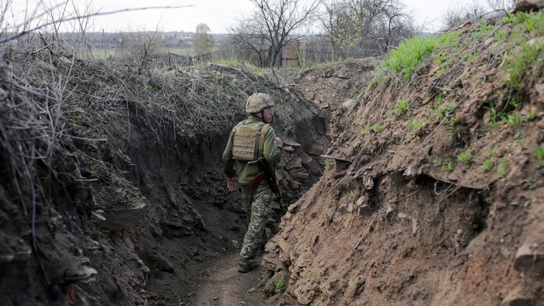 Эксперт: украинцы рискуют погибнуть на чужой войне за интересы Запада