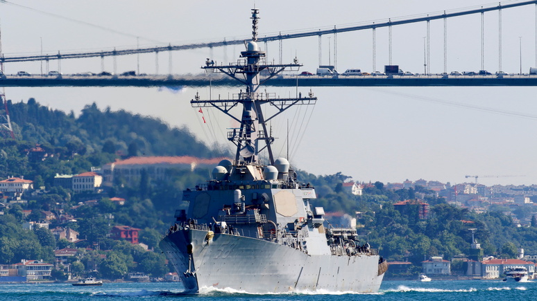 MEE: США на фоне «напряжённых» отношений с Россией отправили в Чёрное море эсминец