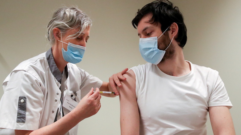 Times: вопреки надеждам ЕС, эффективность немецкой вакцины от коронавируса составила всего 47% 