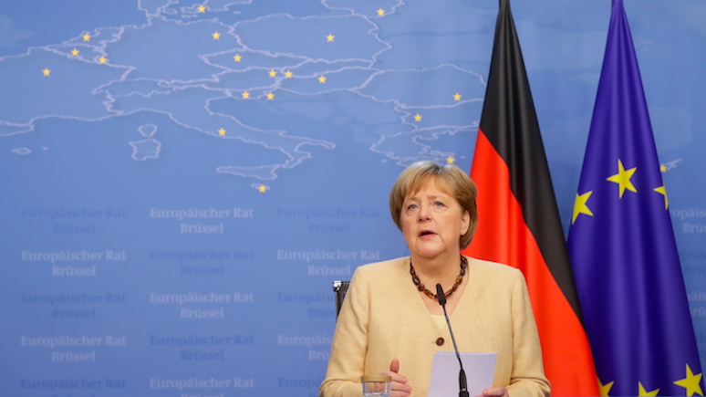 Польский эксперт: Париж и Берлин стремятся разговаривать с Москвой напрямую без посредничества Вашингтона