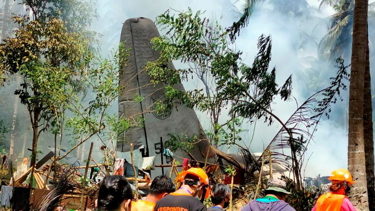 Das Erste: «катастрофа исторического масштаба» — на Филиппинах разбился военный самолёт