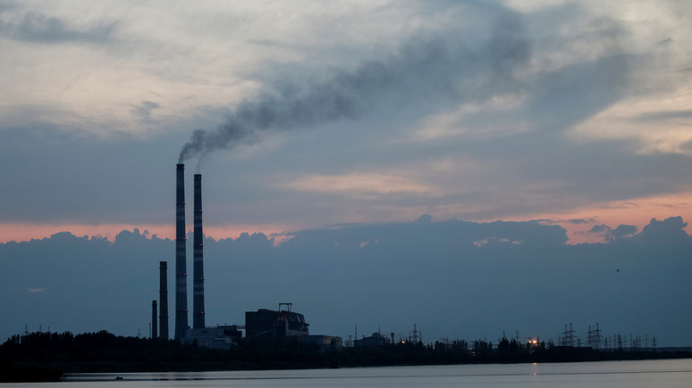 Корреспондент: из-за нехватки угля на Украине массово останавливаются энергоблоки ТЭС и ТЭЦ