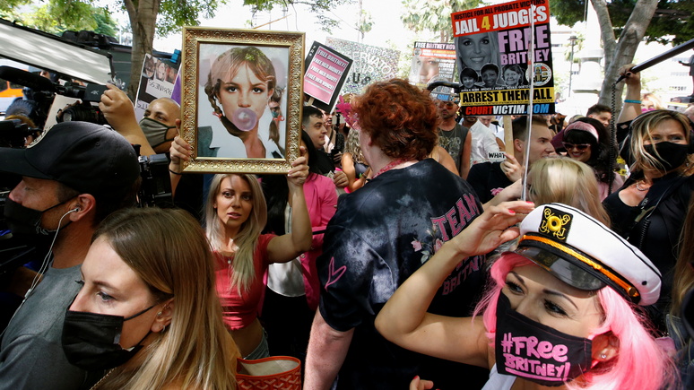 «Свободу Бритни» — Le Monde рассказала, как борьба за права поп-звезды объединила Америку