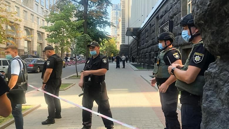ПН: в Киеве задержали ветерана АТО, угрожавшего взорвать гранатой кабинет министров