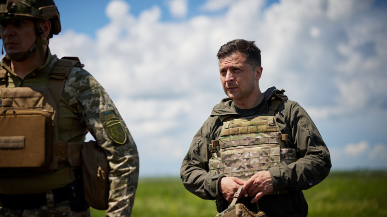 Чемодан, вокзал, Россия: Зеленский рассказал, кому не следует оставаться в Донбассе