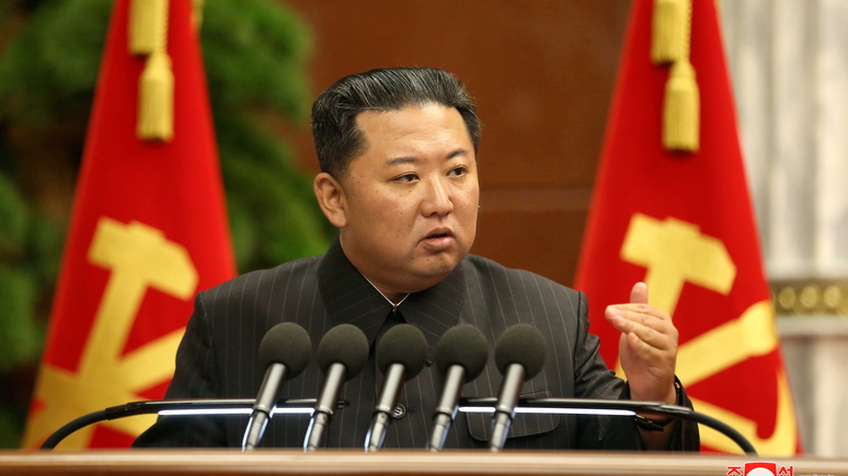 Insider: Ким Чен Ын обвинил климатические изменения в кризисе продовольствия в Северной Корее 