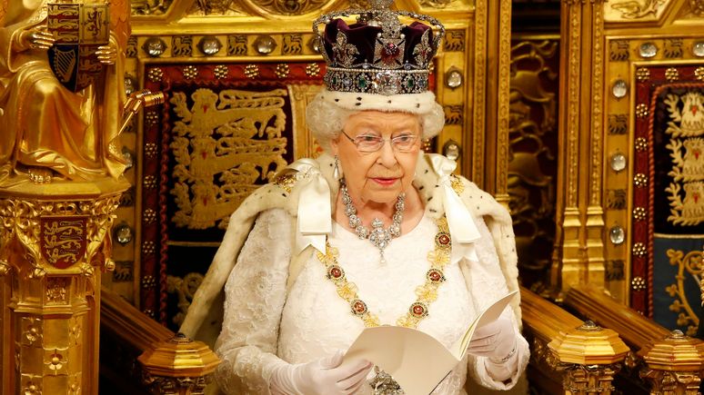 Guardian: «однозначно поддерживает» — представитель Елизаветы II рассказал об отношении королевы к BLM