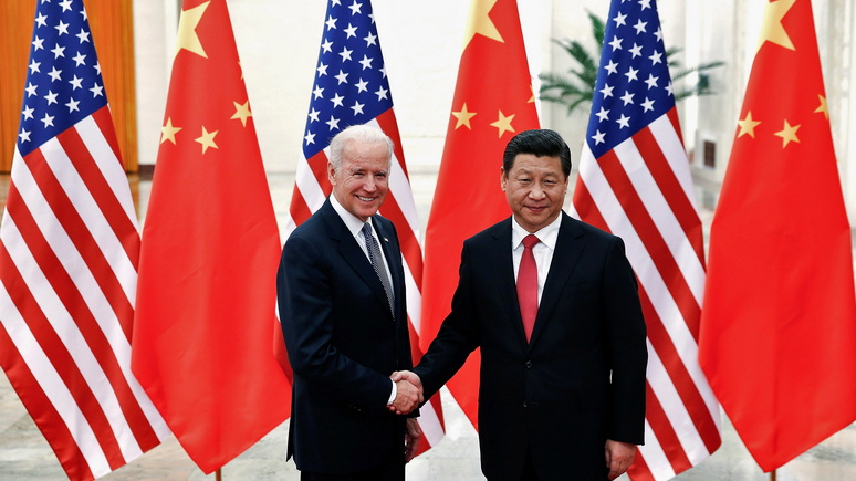 Fox: Байден призвал Си не доводить соперничество между США и Китаем до полноценного конфликта