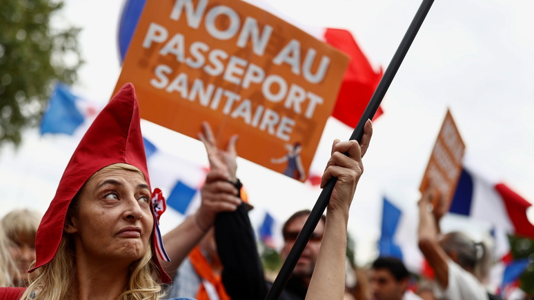 Le Parisien: «превратились в живые мишени» — французские врачи просят у властей защиты от агрессии антипрививочников 
