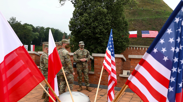 Rzeczpospolita: без США за спиной Польша потеряет свою привлекательность на международной арене 