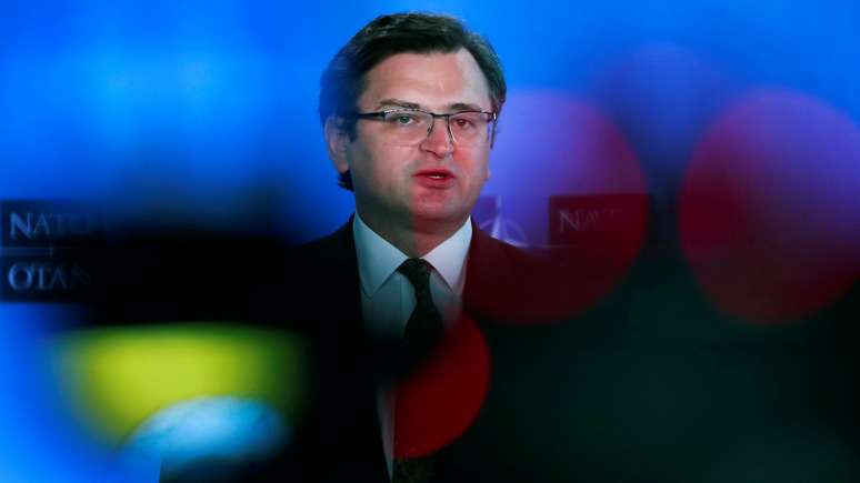 Кулеба: Киеву сейчас бессмысленно разрывать дипломатические отношения с Москвой 