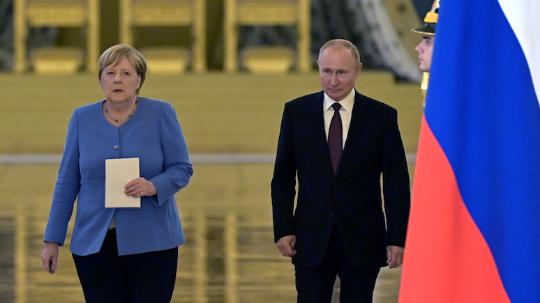 Interia: Меркель разогнала чёрные тучи над «Северным потоком — 2» и преподнесла его России в качестве прощального подарка 