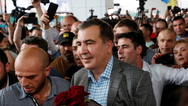 Вести: Саакашвили заявил, что вернулся в Грузию, — МВД обещает его арестовать