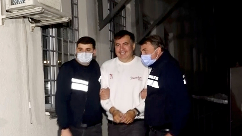 «Политический театр»: NYT об аресте Саакашвили в Грузии