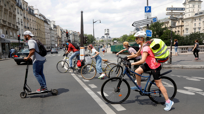 New York Times: стремление Парижа стать велосипедной столицей приводит к хаосу на улицах