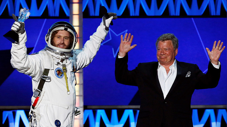 WP: 90-летний актёр сериала «Звёздный путь» через неделю станет старейшим астронавтом на орбите