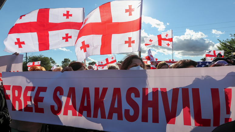 Левый берег: Саакашвили объявил себя «личным узником Путина»