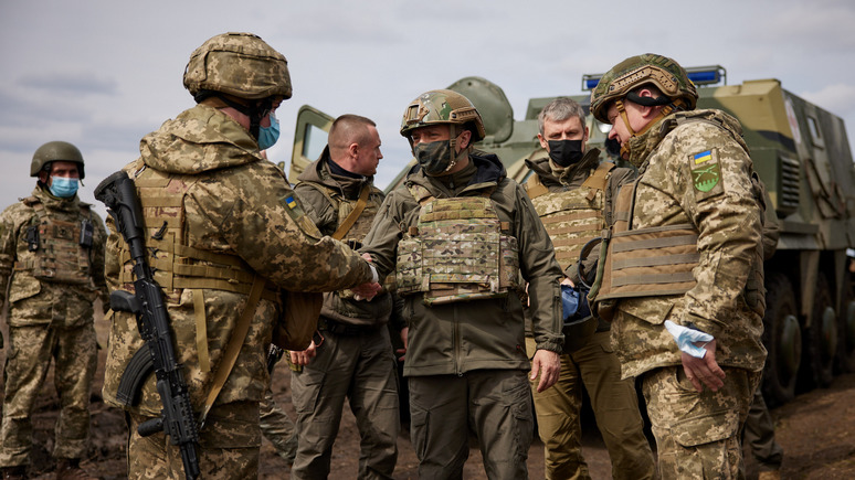 Главред: эксперт рассказал, почему Киеву не следует отказываться от военного сценария в Донбассе