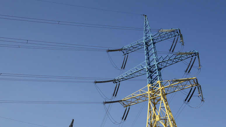 УН: Украина сняла запрет на импорт электроэнергии из России и Белоруссии