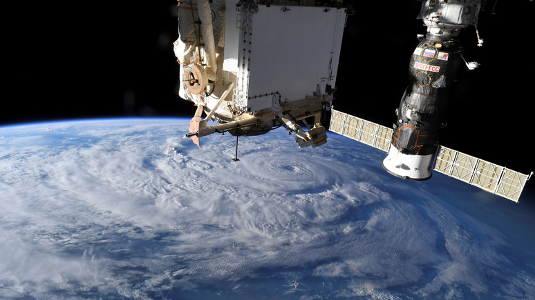 Sky News: NASA второй раз за неделю отложило дату отправки миссии Crew Dragon-3 на МКС 
