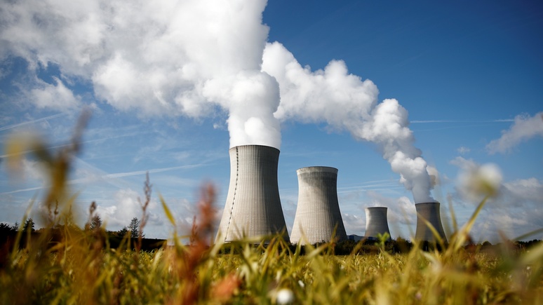 Le Monde: интерес Макрона к атомной энергетике вписывается в тему потепления климата