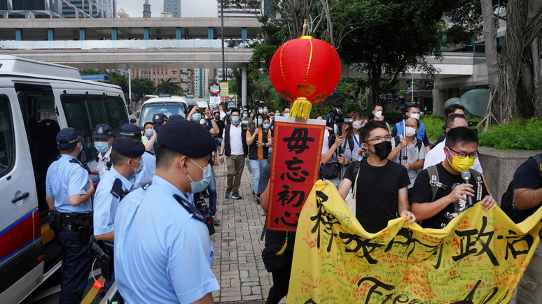 Guardian: в Великобритании хотят расширить визовую программу для гонконгцев, осуждённых за протесты