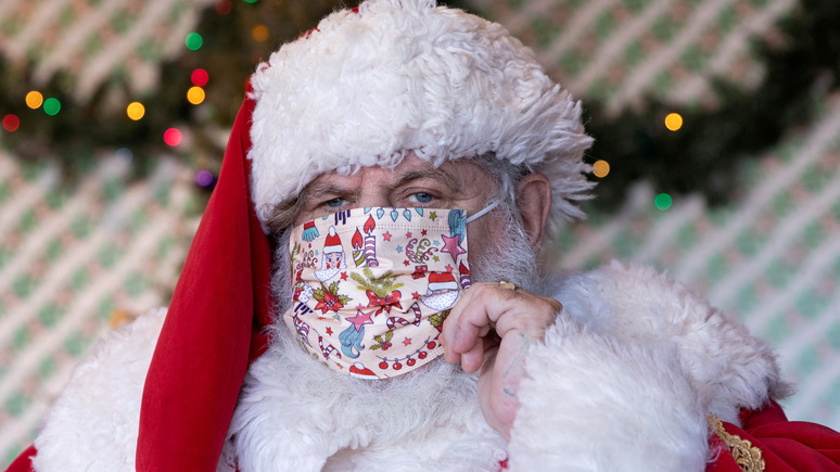 Insider: в преддверии Рождества американцы столкнулись с дефицитом Санта-Клаусов 