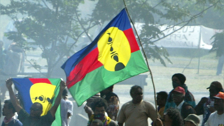 страна независимость от франции. вступление испании в ес. новая каледония население. плебисцит во франции фото. сепаратизм в испании баски.