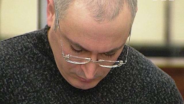 Кремль не освободил Ходорковского из страха перед его популярностью
