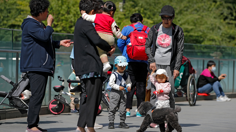SCMP: из-за спада рождаемости и старения населения Китая экономическое «окно возможности» скоро закроется