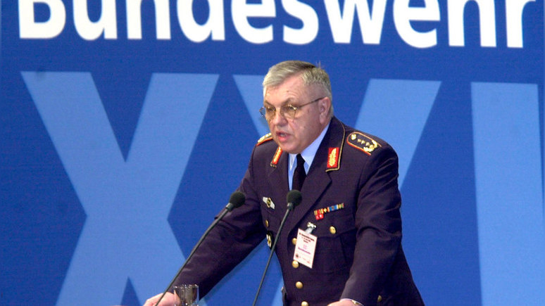 Das Erste: бывший генеральный инспектор бундесвера выступил в защиту вице-адмирала Шёнбаха