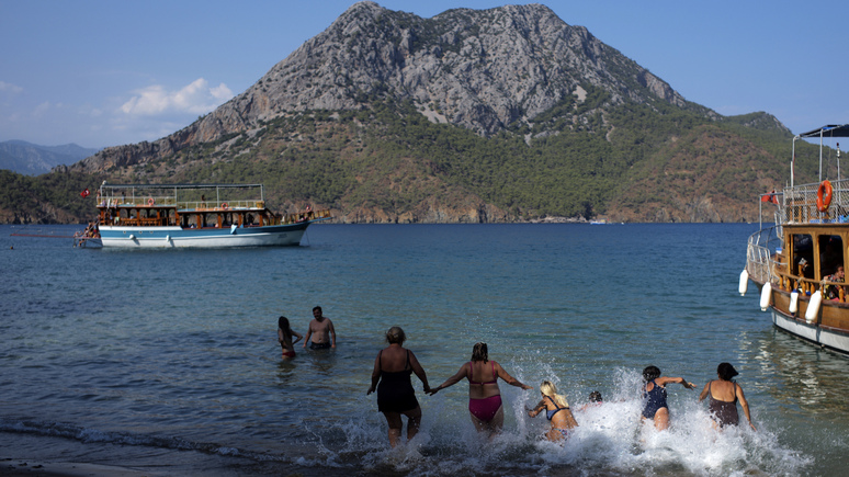 HDN: «ковиду вопреки» — в 2021 году Турция заработала на туристах вдвое больше, чем в 2020-м