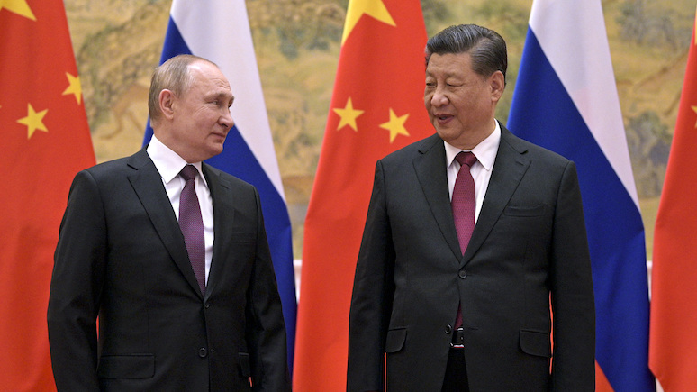 Обозреватель Daily Mail назвал Россию и Китай новой «осью зла»