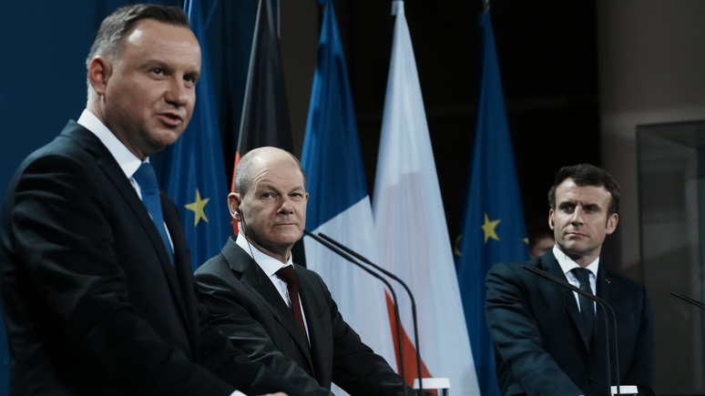 Le Monde: Франция, Германия и Польша заявили о единстве перед лицом украинского кризиса