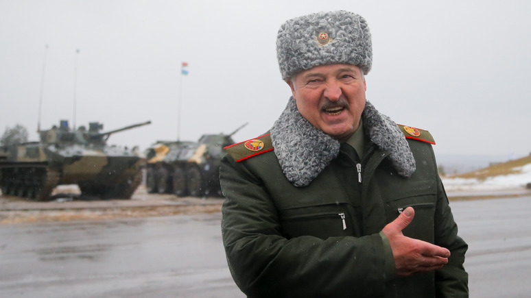 Лукашенко ответил «малому наполеончику»: «не надо нас пристёгивать к тому, где нас нет»